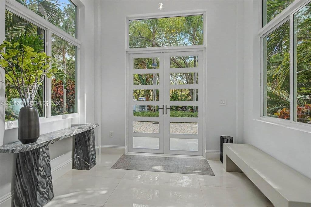 5+1 Müstakil ev — 5790 SW 96th St