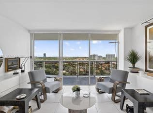 2+1 Condo — 20505 E Country Club Dr APT 1431, Aventura, 33180