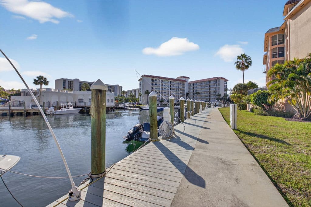 2+1 Condo — 2871 N OCEAN Boulevard #C309