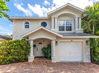 3+1 Müstakil ev — 12 NE 26th St, Wilton Manors, 33305
