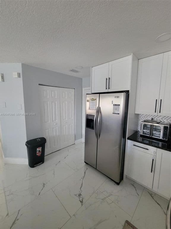 4-bedroom Single-Family Home — 6606 Saltaire Ter