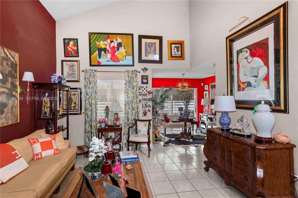 3+1 Müstakil ev — 14454 SW 138th Ct