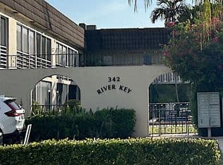 1+1 Condo — 342 Southwind Drive #203, North Palm Beach, 33408