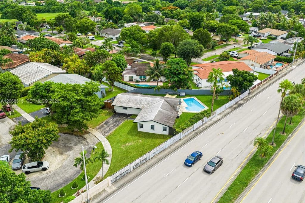 3-bedroom Single-Family Home — 10331 SW 130th Ave