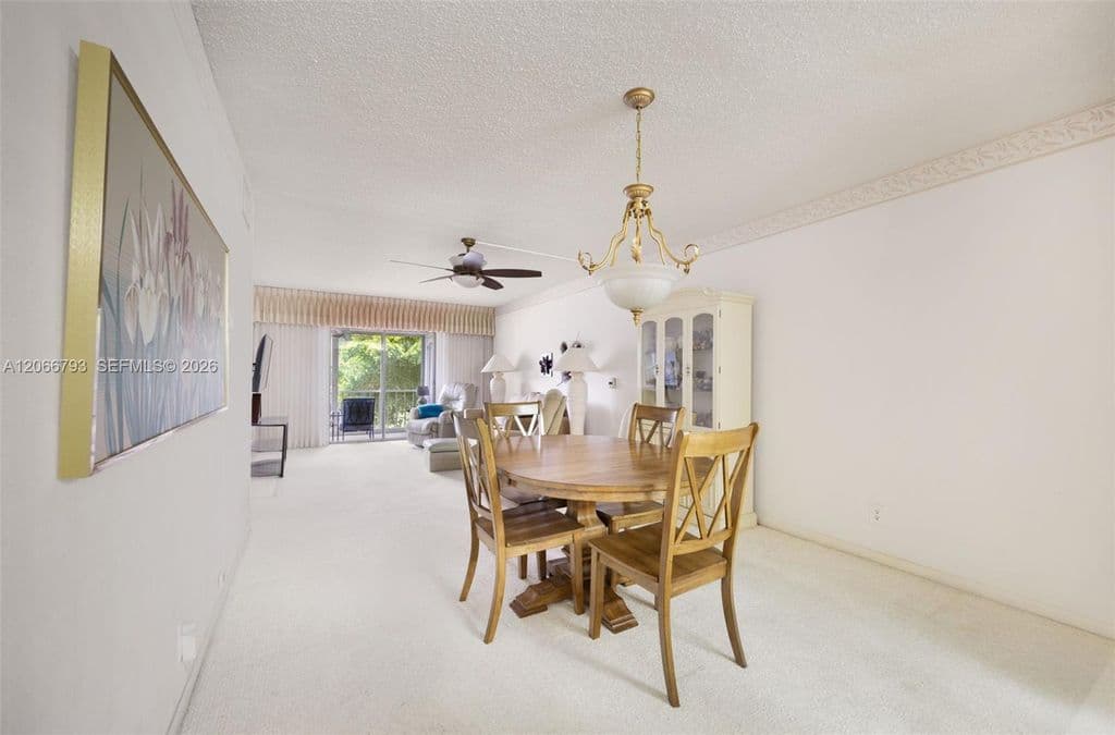 2+1 Condo — 750 SE 6th Ave APT 322