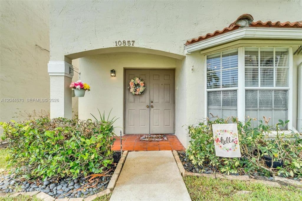 2-bedroom Single-Family Home — 10857 NW 8th St