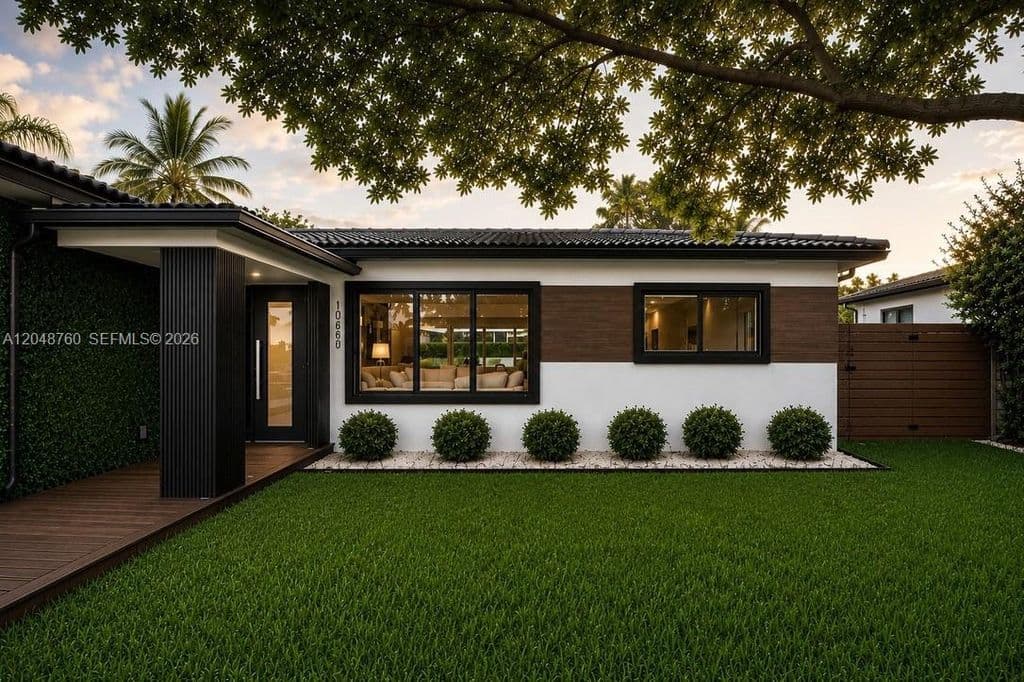 3+1 Müstakil ev — 10658 NE 11th Ave