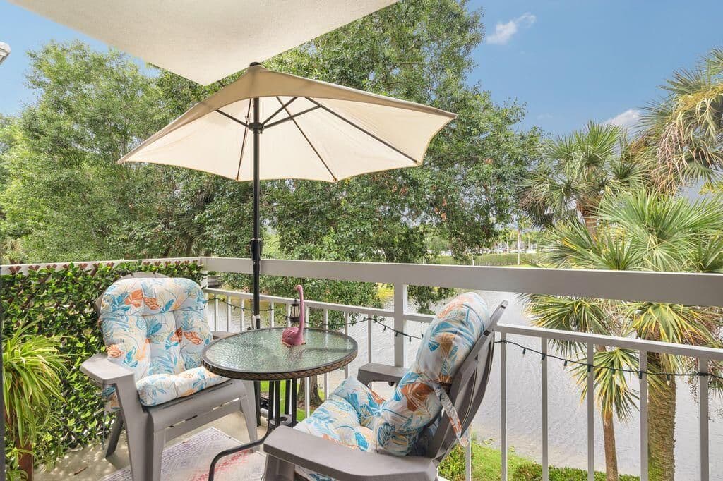 2-bedroom Condo — 2401 Village Boulevard #305