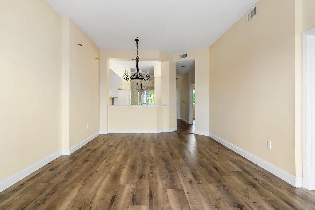 2+1 Condo — 7904 Trent Drive #410