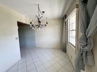 2-bedroom Condo — 392 Grantham F #392, Deerfield Beach, 33442