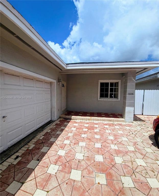 3+1 Müstakil ev — 14236 SW 148th Ave