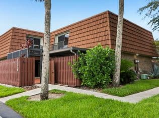3-bedroom Townhouse — 1176 SW 118th Terrace, Davie, 33324