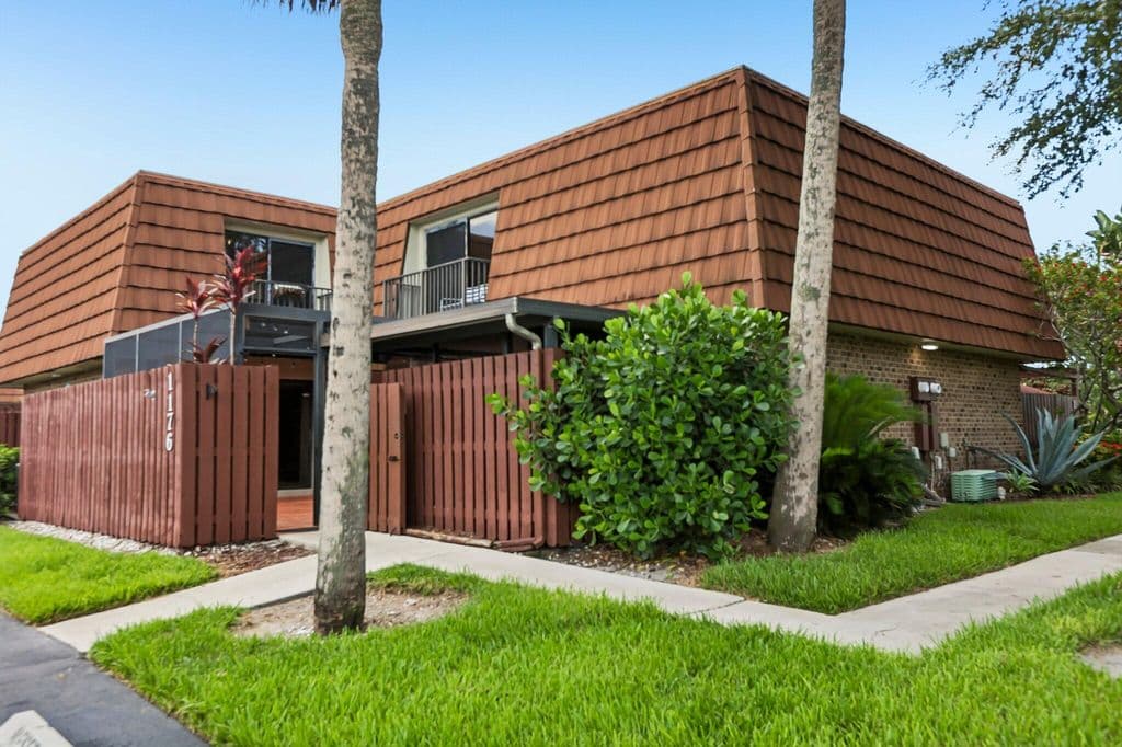 3-bedroom Property — 1176 SW 118th Terrace