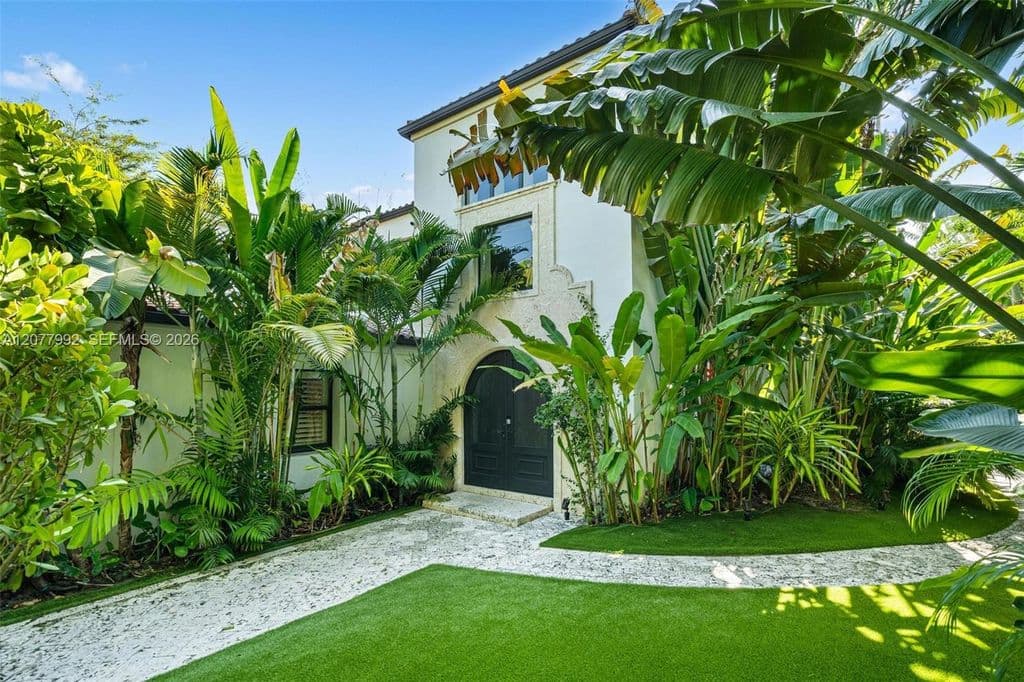 5+1 Müstakil ev — 5170 La Gorce Dr