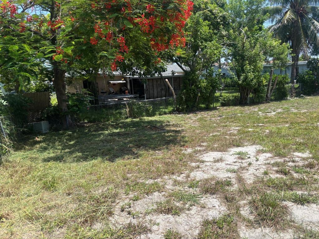 3+1 Müstakil ev — 1250 SW 5TH Terrace