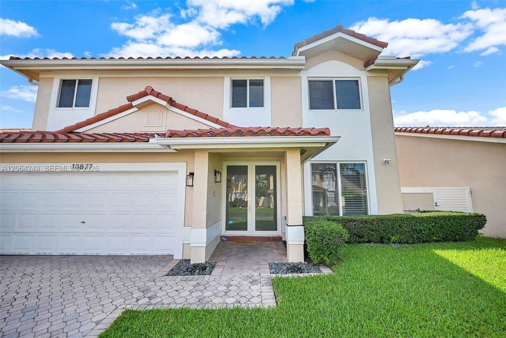 4+1 Müstakil ev — 10877 SW 152nd Pl