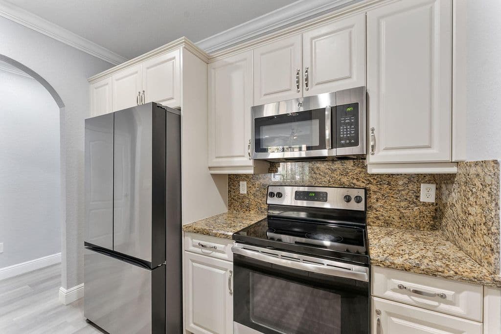 3-bedroom Property — 5978 Monterra Club Drive