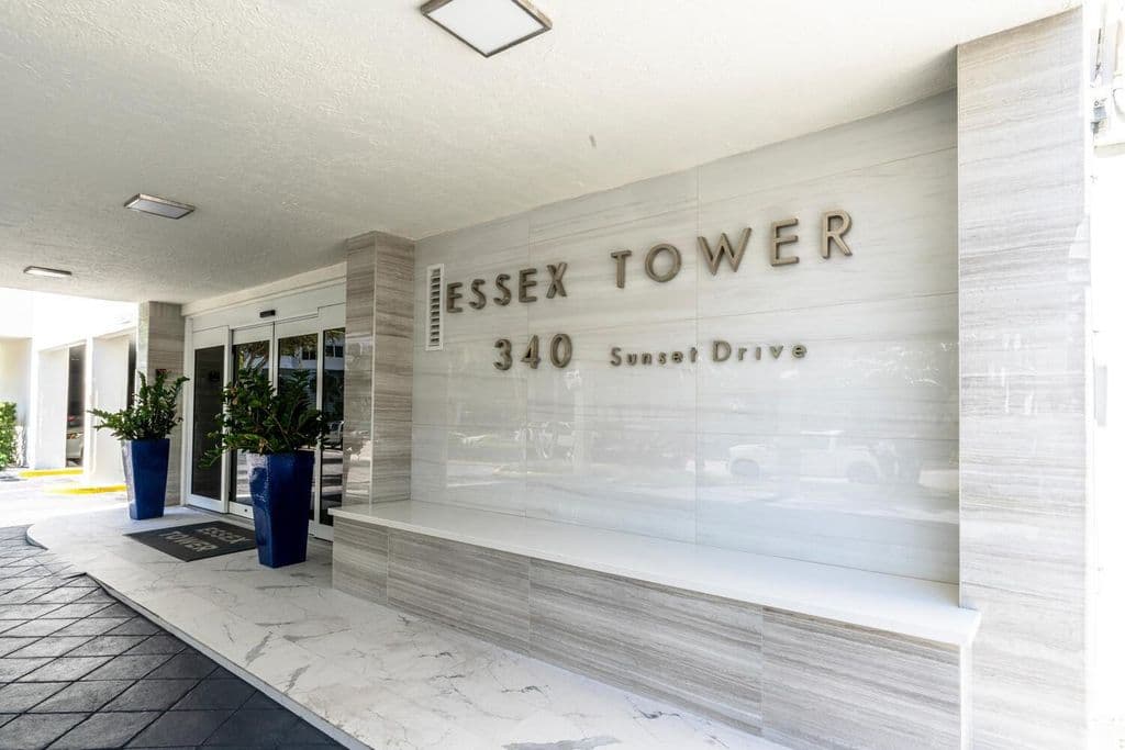 2-bedroom Condo — 340 Sunset Drive #806