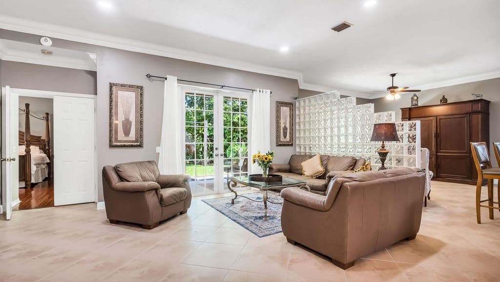 4-bedroom Single-Family Home — 7232 NW 58th Way