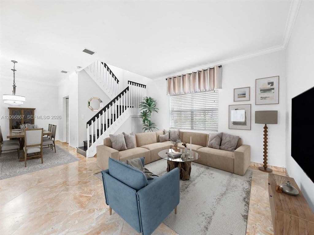 3-bedroom Property — 1515 Seagrape Way