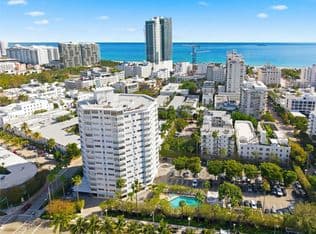 2-bedroom Condo — 1881 Washington Avenue #4a, Miami Beach, 33139