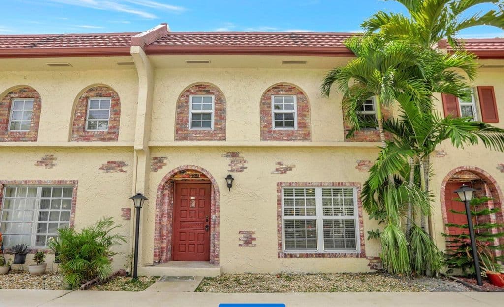 3+1 Mülk — 3056 Riverside Drive #c6