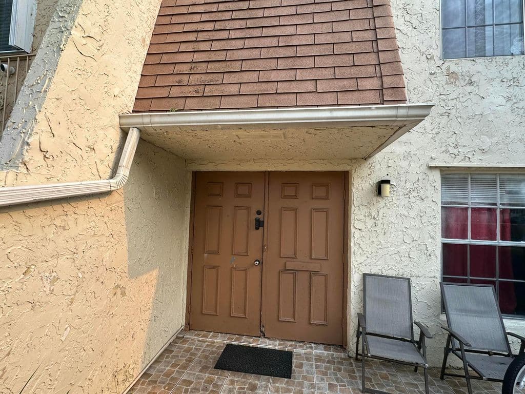 3-bedroom Property — 7424 NW 75th Street
