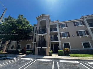 2-bedroom Condo — 22621 SW 88th Pl Unit 302-8, Cutler Bay, 33190