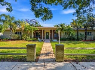 4+1 Müstakil ev — 8495 SW 160th St, Palmetto Bay, 33157