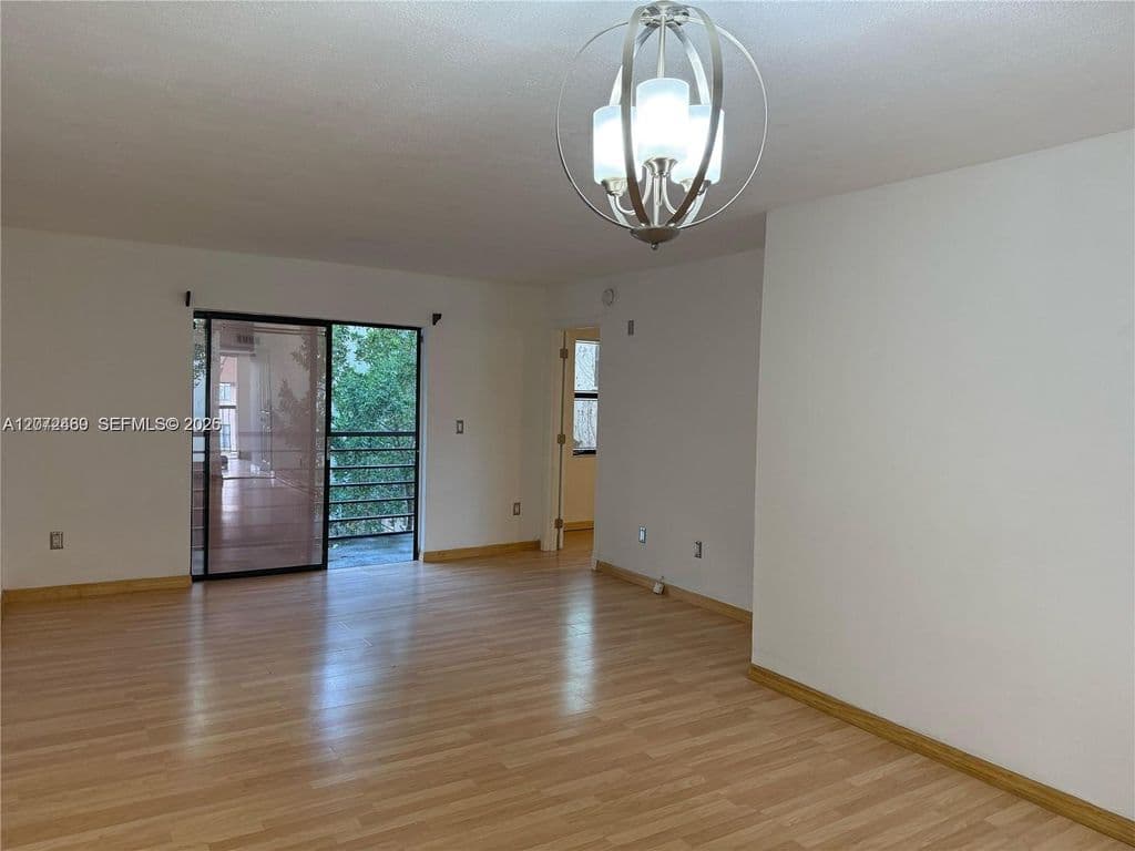 3+1 Condo — 20800 NE 8th Ct APT 206-17