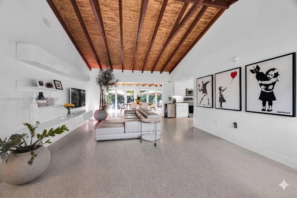 3+1 Müstakil ev — 5750 SW 52nd Ter