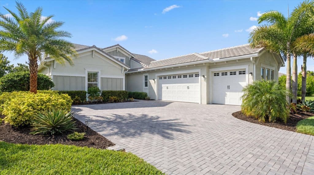 3-bedroom Single-Family Home — 5919 Jasmine Lane