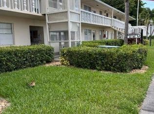 1-bedroom Condo — 76 Markham D, Deerfield Beach, 33442