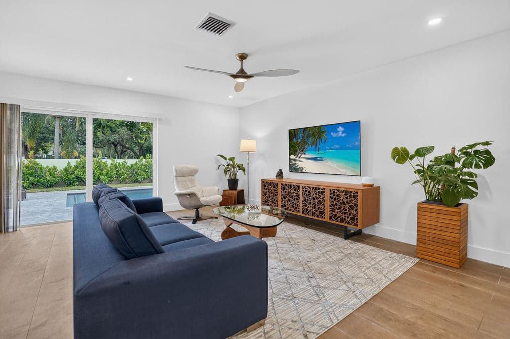 3-bedroom Single-Family Home — 2521 Jaeger Drive