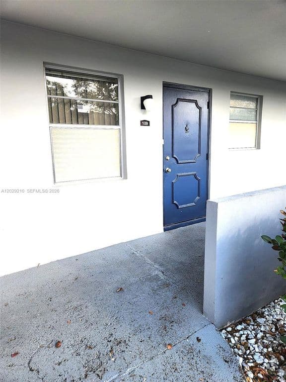 2+1 Condo — 7787 Golf Circle Dr APT 109
