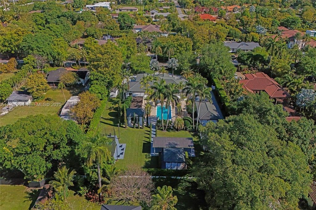 4+1 Müstakil ev — 10400 SW 62nd St
