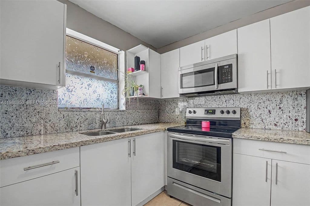 2-bedroom Condo — 6525 W 26th Dr APT 204-37