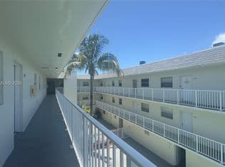 1+1 Condo — 12890 NE 8th Ave APT 302, North Miami, 33161