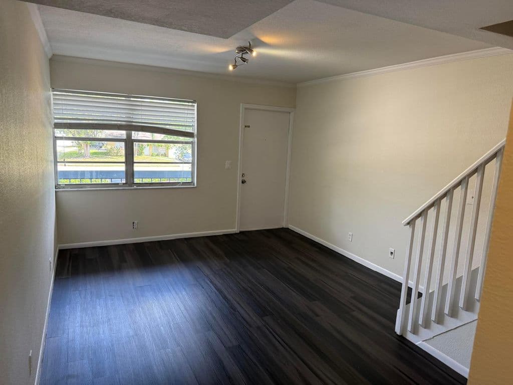 2+1 Condo — 9500 SW 3rd Street #222