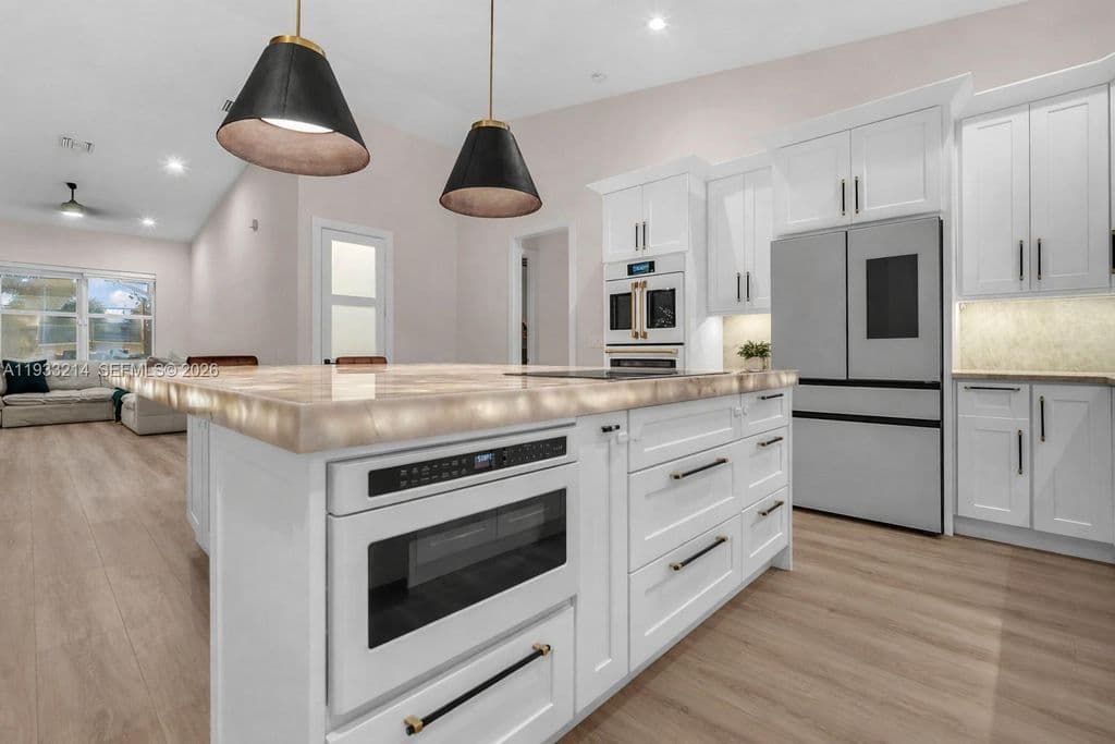 4-bedroom Single-Family Home — 17844 38th Rd N