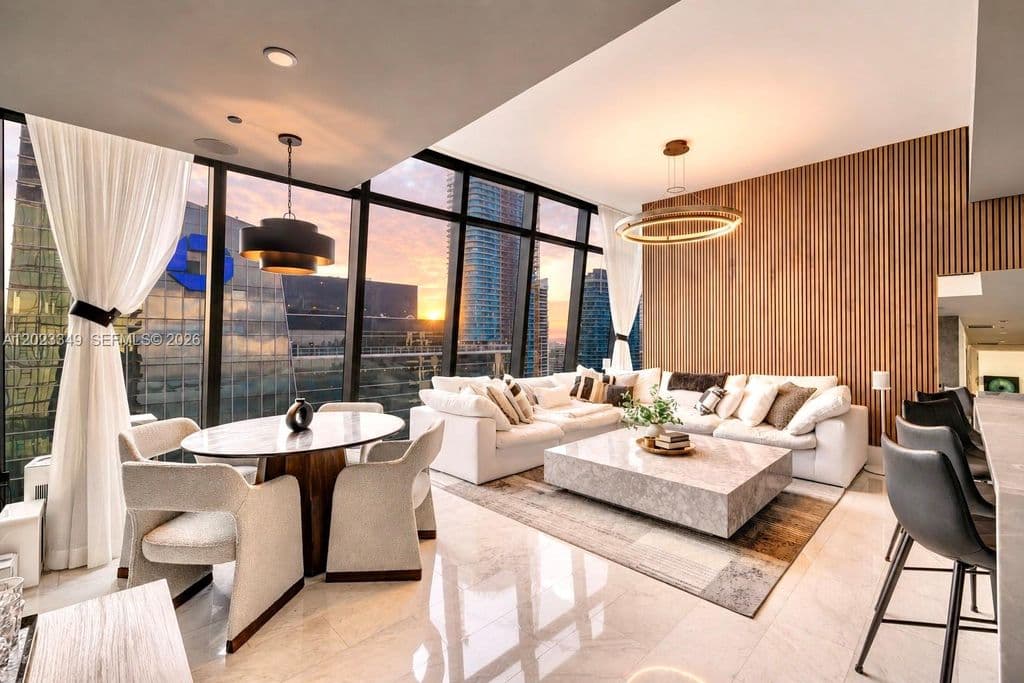 2+1 Condo — 1451 Brickell Ave #4304