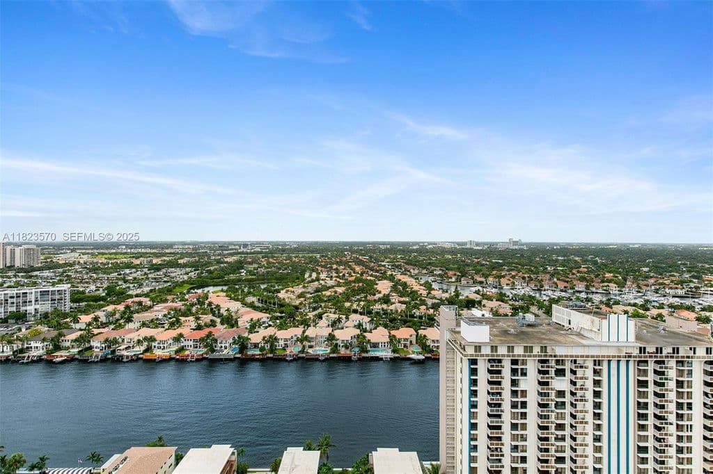 2+1 Condo — 2101 S Ocean Dr APT 2707