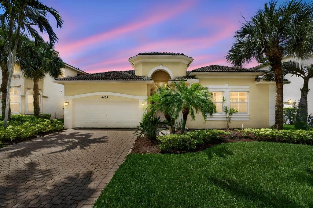4-bedroom Single-Family Home — 9489 Worswick Court