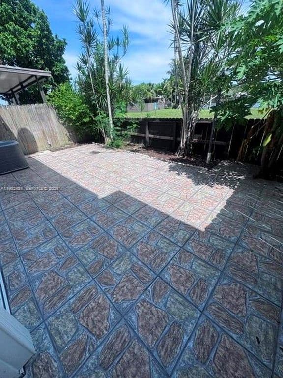 3-bedroom Property — 6713 SW 112th Ct