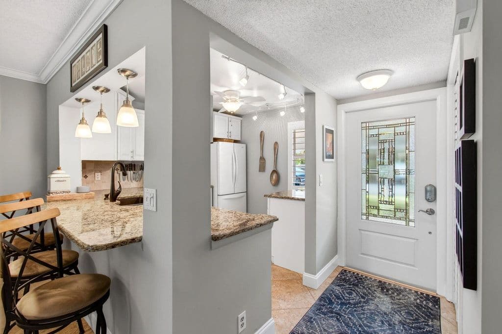 2+1 Condo — 2829 Florida Boulevard #101