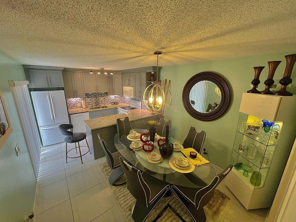 2-bedroom Property — 3960 August Drive