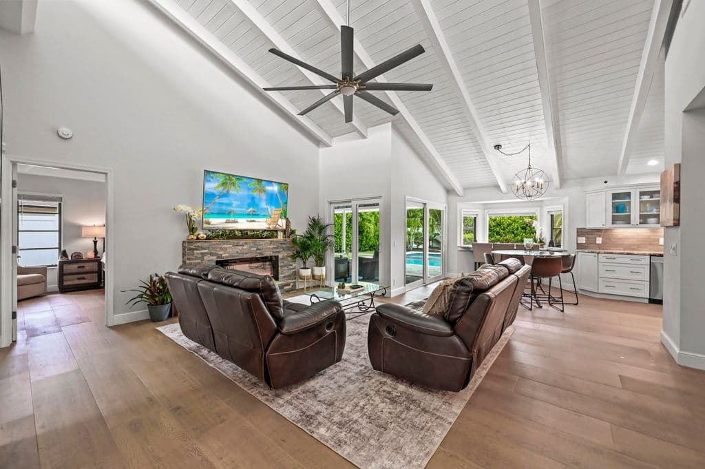 4-bedroom Single-Family Home — 1102 Kriss Lane