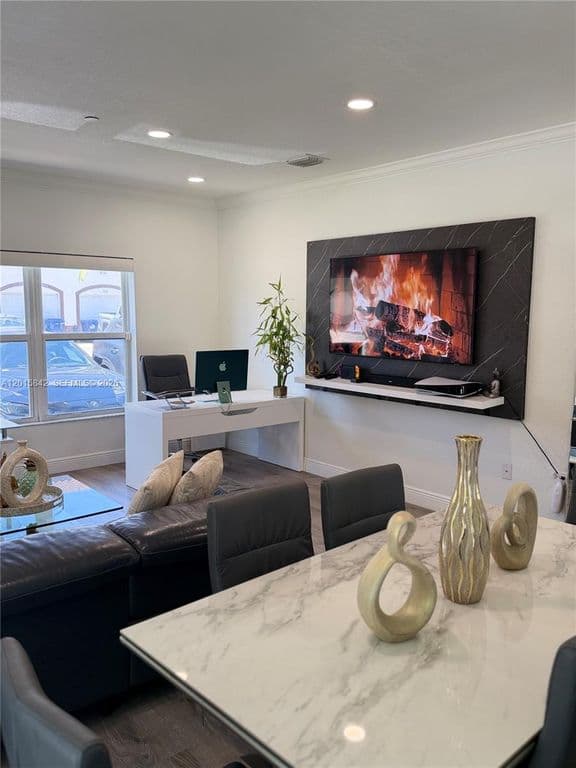3+1 Mülk — 2824 SW 145th Ct #2824
