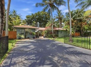 4-bedroom Single-Family Home — 3000 Sherwood Boulevard, Delray Beach, 33445