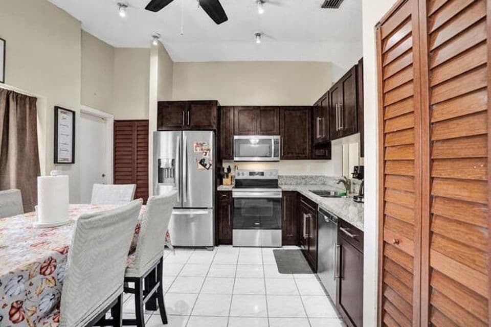 3-bedroom Single-Family Home — 8340 SW 41st Street